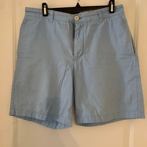 Men’s vineyard vines khaki shorts